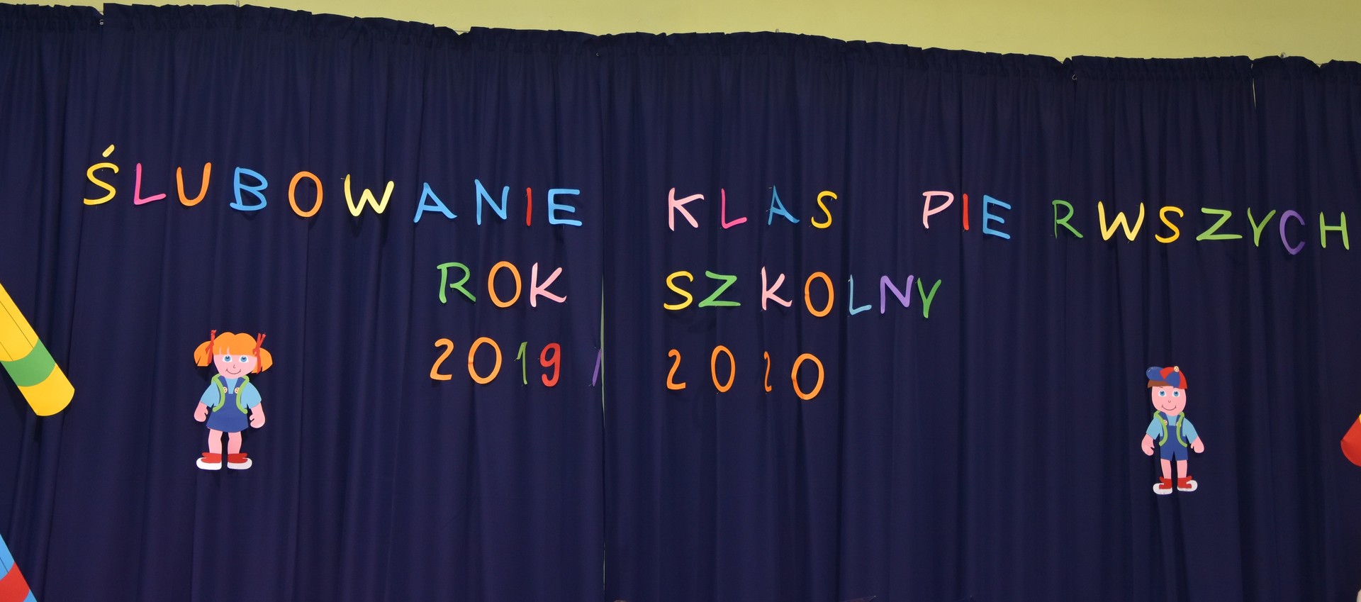 Ślubowanie klas pierwszych w Szkole Podstawowej nr 1