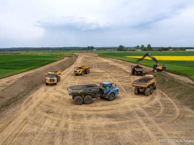 
Postępy na budowie drogi S6
