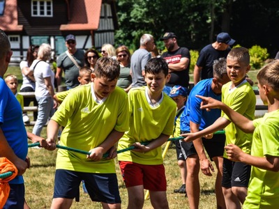 Piłkarski piknik rodzinny na powitanie lata