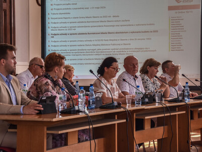
Jednogłośne absolutorium dla Burmistrza Miasta Sławno za 2022...
