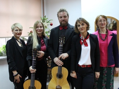 „MoNo Guitar Duo” w MBP w Sławnie
