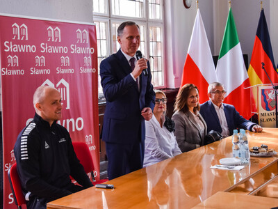 
Gratulacje dla zawodniczek UKS Lider Sławno
