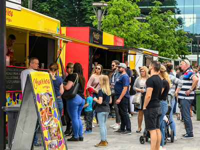 Pyszny weekend z food truckami nadchodzi!