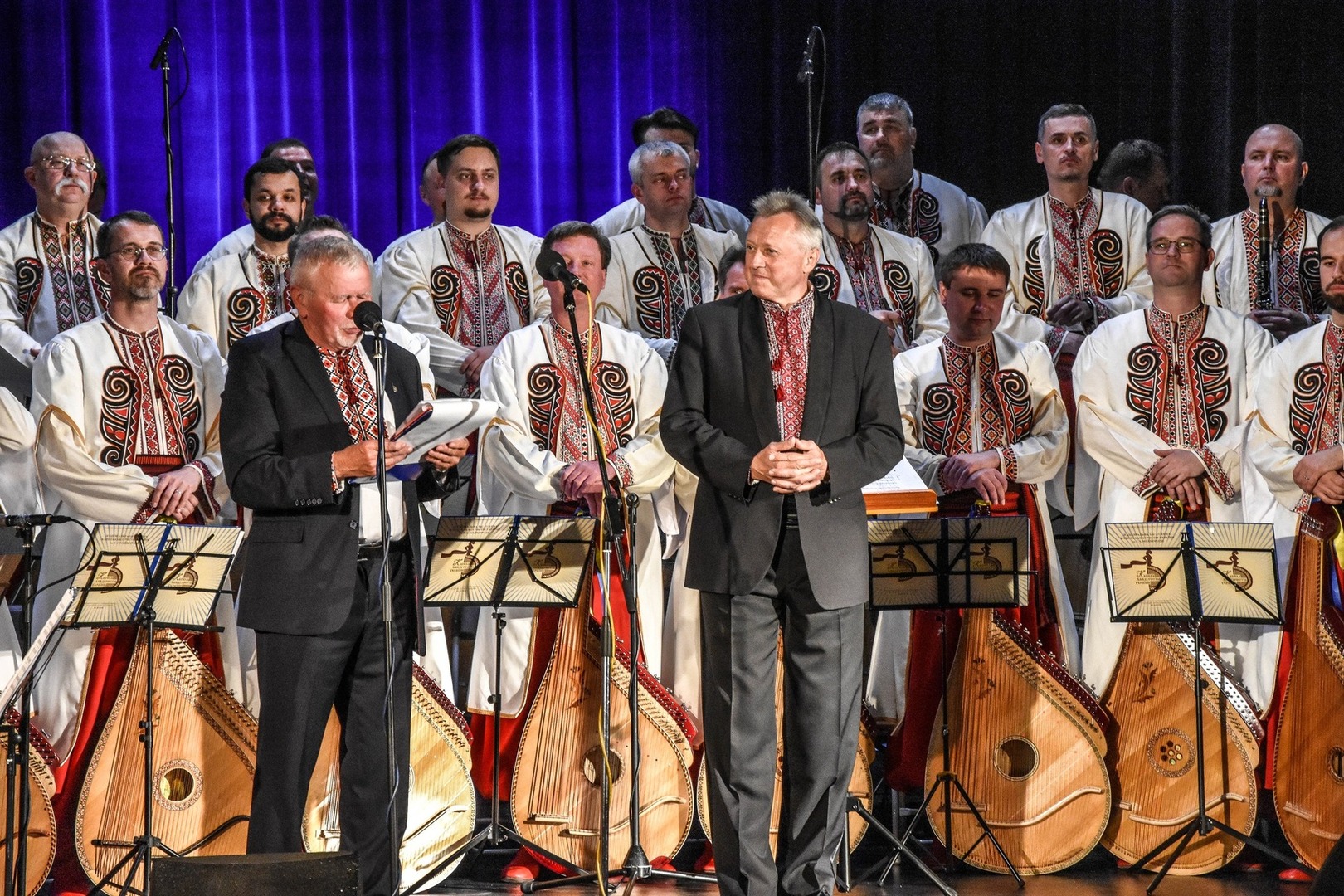 
Bandurzyści zagrali dla sławnian
