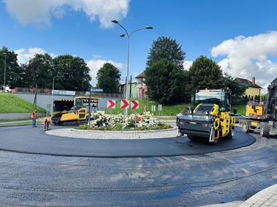 Wymiana nawierzchni na rondzie