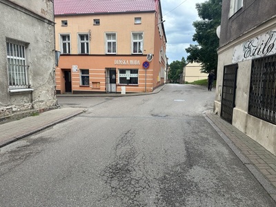 
Podpisano umowę na przebudowę dróg w centrum Sławna
