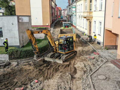 
Ruszyły prace przy przebudowie ulic w centum Sławna
