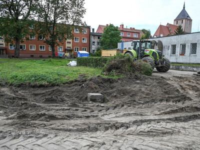 
Ruszyły prace przy przebudowie ulic w centum Sławna
