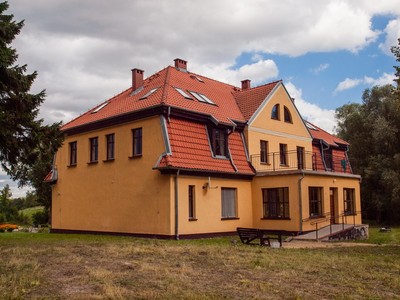 Dwór w Różewcu