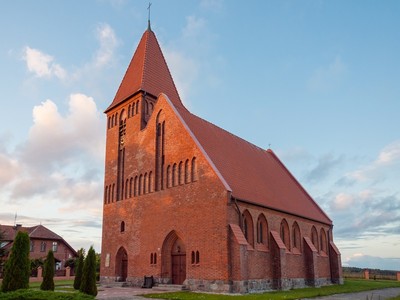 Kościół pw. Podwyższenia Krzyża, w Olszewie Węgorzewskim