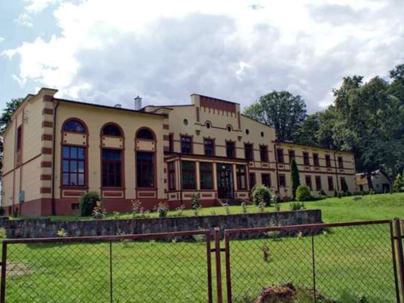 Pałac z XIX wieku w Więckach