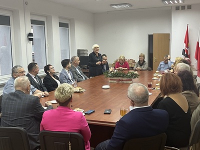 na zdjęciu przedstawiciele Polonii