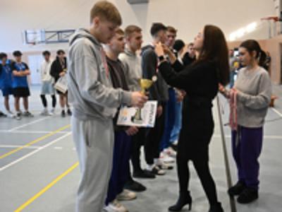 Zawodnik otrzymuje dyplom