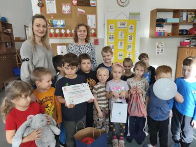 na zdjęciu uczestnicy konkursu