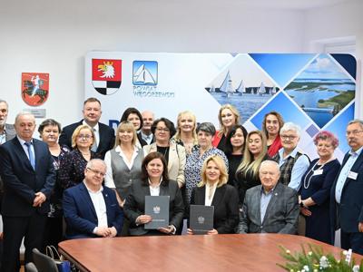 zdjęcie z podpisania listu intencyjnego