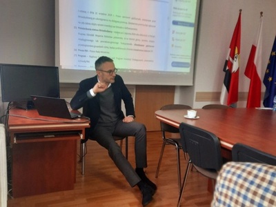 Regionalny Dyrektor ds. Inwestycyjnych Biuro Transakcji Banku Gospodarki Krajowej Pan Piotr Kujawa
