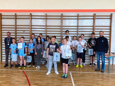 zdjęcie grupowe wszystkich zawodników