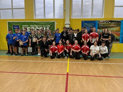 zdjęcie grupowe wszystkich zawodników