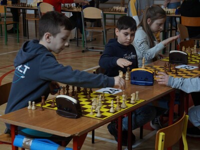 Na zdjęciu uczestnicy podczas gry