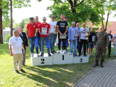 Zwycięzcy na podium 