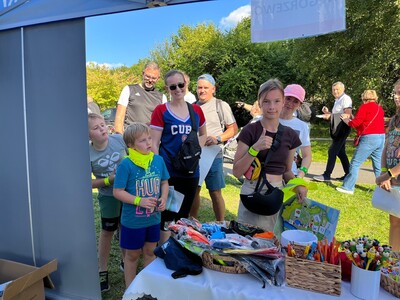 na zdjęciu uczestnicy pikniku