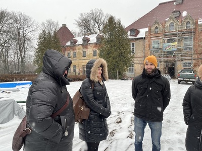zwiedzanie Pałacu Lehndorffów w Sztynorcie 