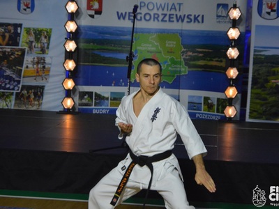 Na zdjęciu trener Kyokushin Karate