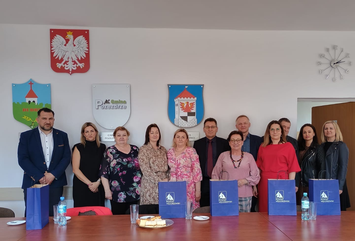 zdjęcie grupowe uczestników spotkania