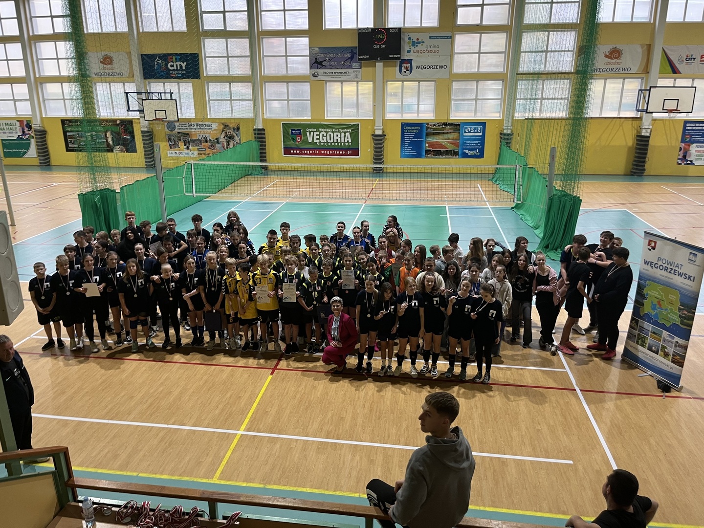 na zdjęciu wszyscy uczestnicy Igrzysk