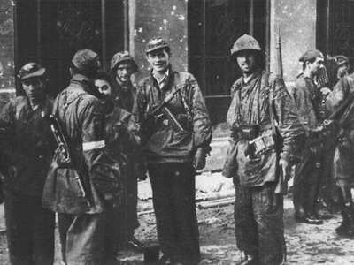 Żołnierze Batalionu " Zośka"  1944 r.