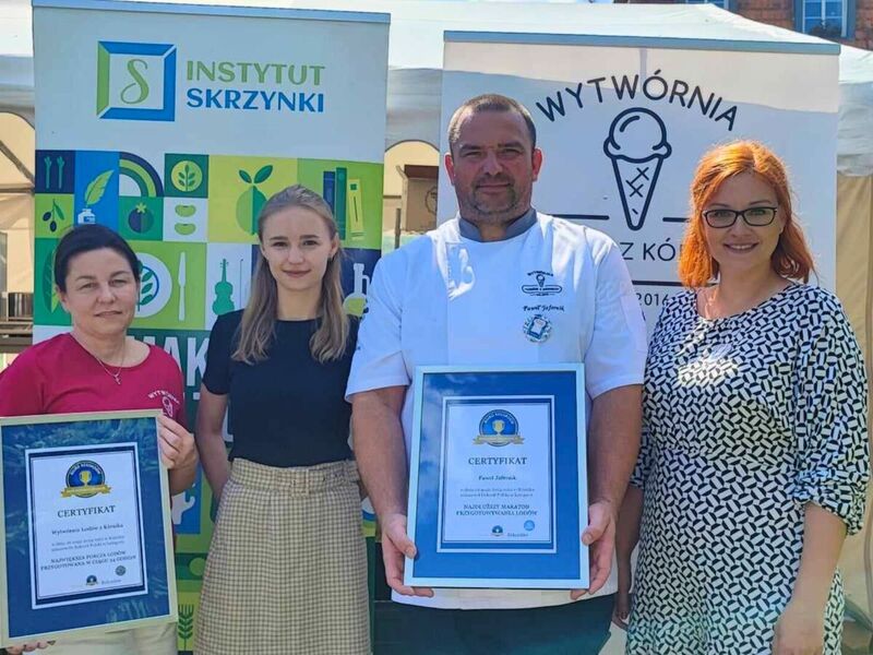Komunikat Instytutu Skrzynki