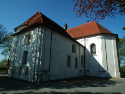 Remont dachu na kościele parafialnym