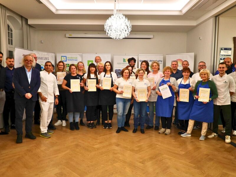 Zdjęcie nagrodzonych w konkursie "Przekąski z gąski 2024"!