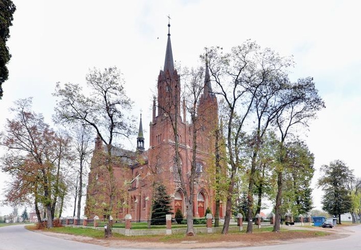 Kościół pw. Przemienienia Pańskiego w Białotarsku