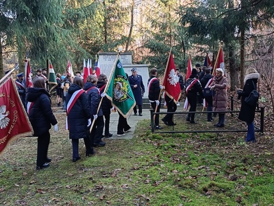 Obchody 85. Rocznicy Rozstrzelania Mieszkańców Gostynina i Ziemi Gostynińskiej w Woli Łąckiej przez Niemców