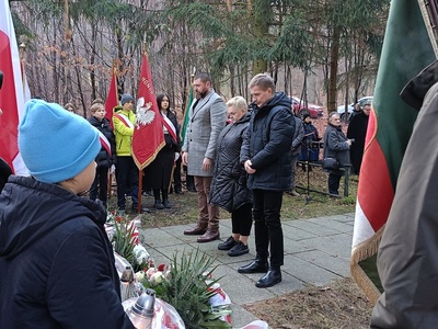 Obchody 85. Rocznicy Rozstrzelania Mieszkańców Gostynina i Ziemi Gostynińskiej w Woli Łąckiej przez Niemców