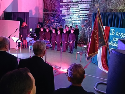 Obchody 85. Rocznicy Rozstrzelania Mieszkańców Gostynina i Ziemi Gostynińskiej w Woli Łąckiej przez Niemców