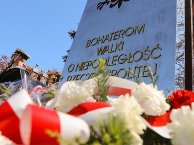 Chwała bohaterom