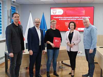 Podpisanie umowy na modernizację oczyszczalni ścieków w Zakrzeie