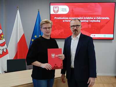Podpisanie umowy na modernizację oczyszczalni ścieków w Zakrzeie