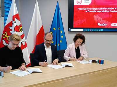 Podpisanie umowy na modernizację oczyszczalni ścieków w Zakrzeie