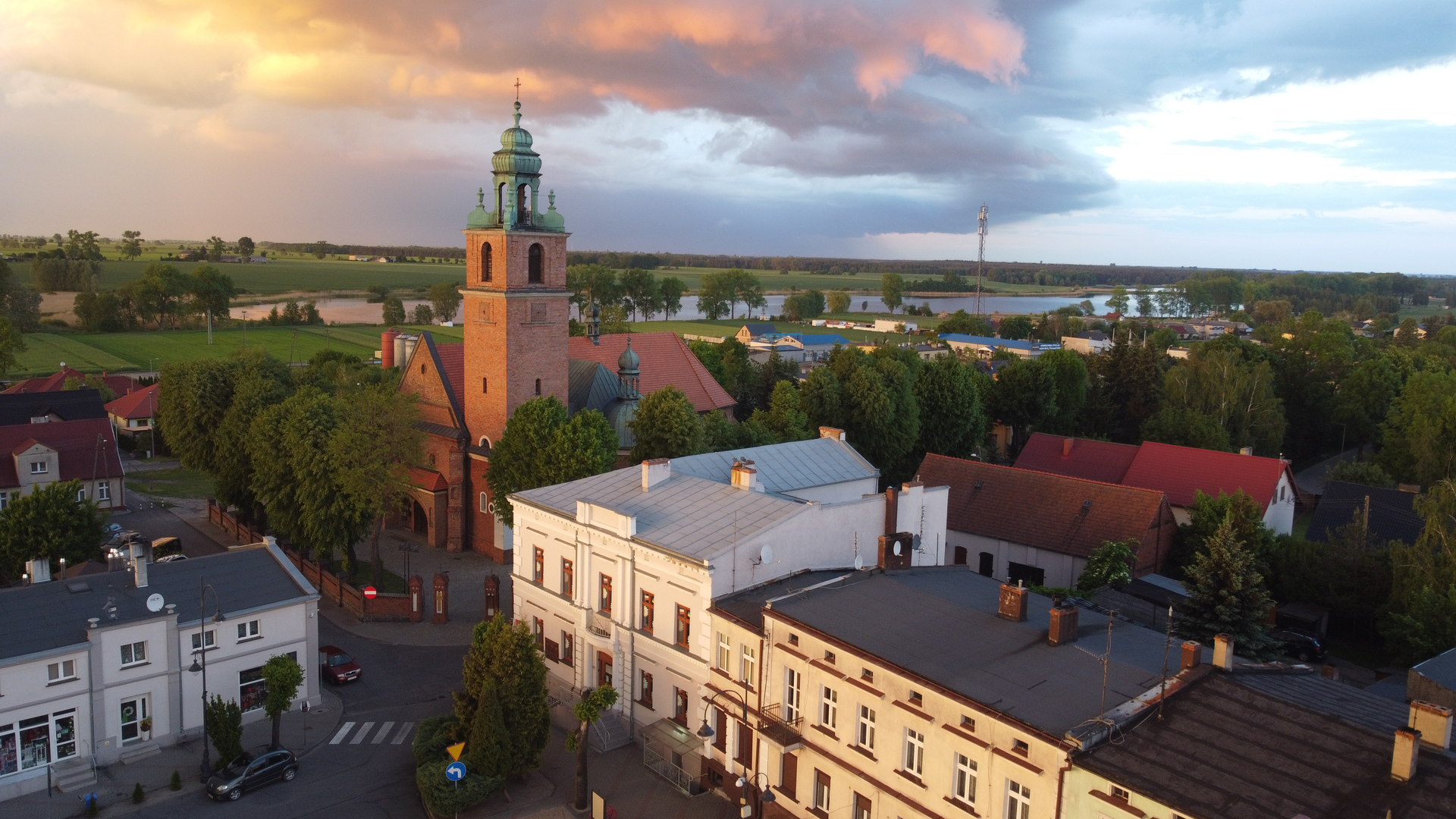 kościół parafialny w Kłecku