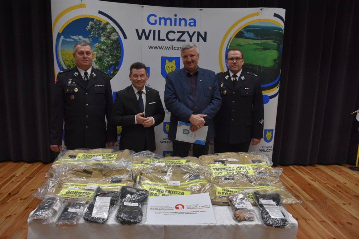 Odzież ochronna dla strażaków z OSP Wilczyn