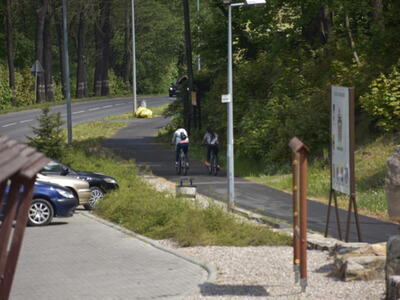 Szwajcaria Lwówecka Parking i ścieżka rowerowa