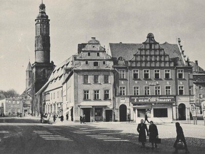 Plac rynkowy w Lwówku Śląskim