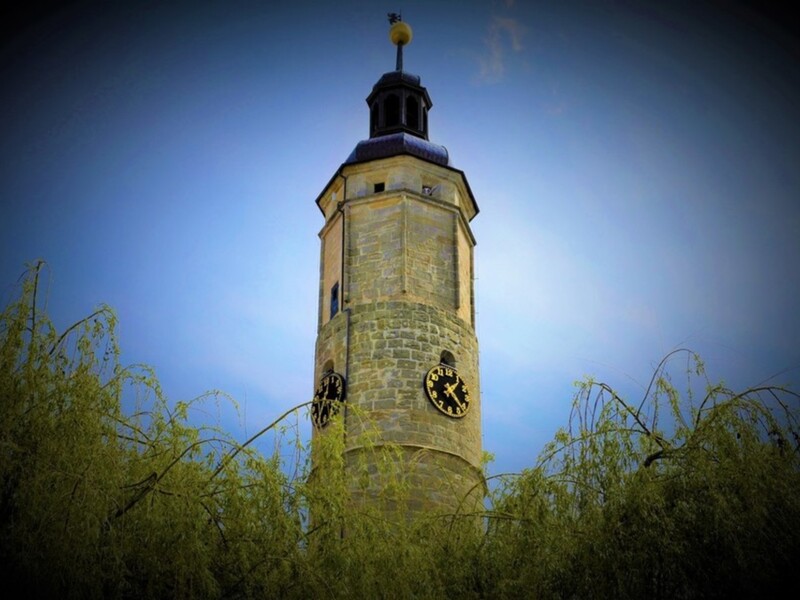 Zegar na ratuszowej wieży