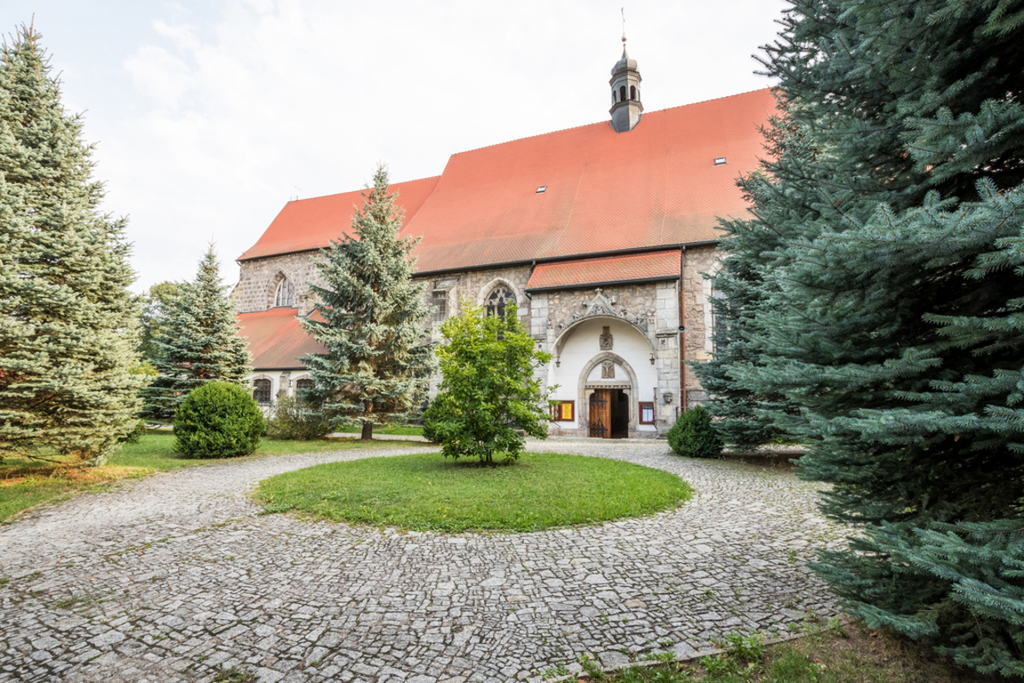Niewidoczna wieża w Lwówku Śląskim