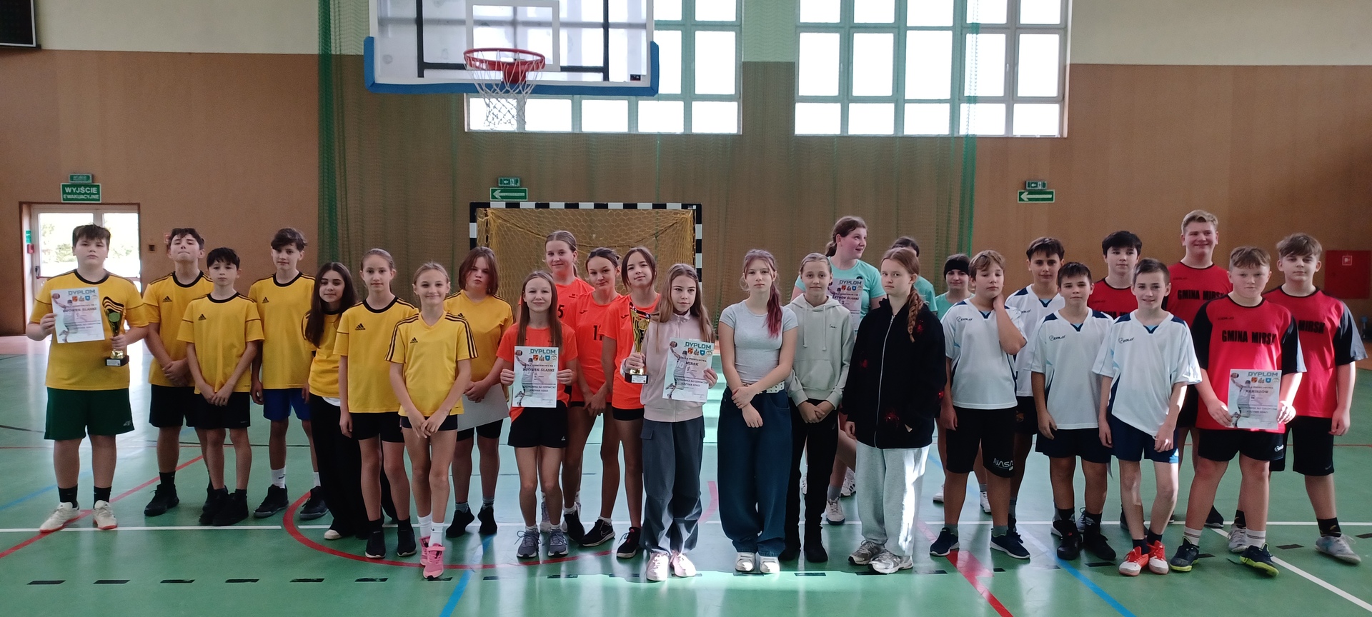 MISTRZOSTWA POWIATU W KOSZYKÓWCE 3x3 DZIEWCZĄT I CHŁOPCÓW