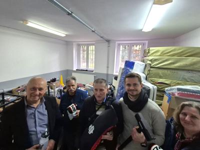 Sprzęt za blisko 100 tysięcy zł trafił w ręce lwóweckiego klubu bokserskiego, fot. 1