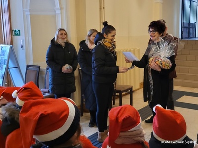 Grupa przedszkolaków w Urzędzie Gminy i Miasta Lwówek Śląski, fot. 5